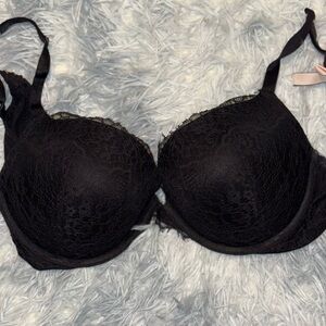Victoria’s Secret Dream Angels Lace Push-Up Bra Black